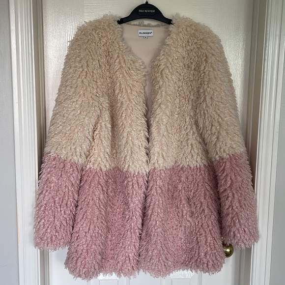 😍😍SALE😍😍 Pia Rossi Faux Fur Teddy Coat - Picture 6 of 6